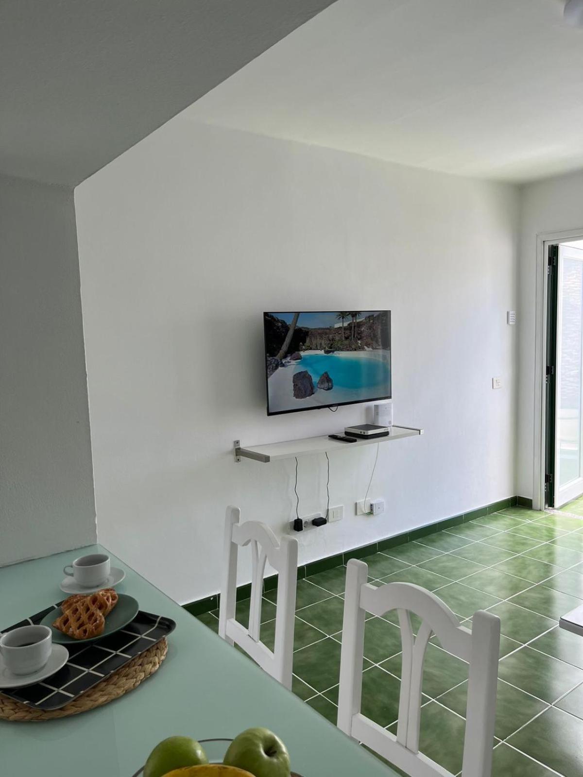 Bungalow Retama Tias Bagian luar foto