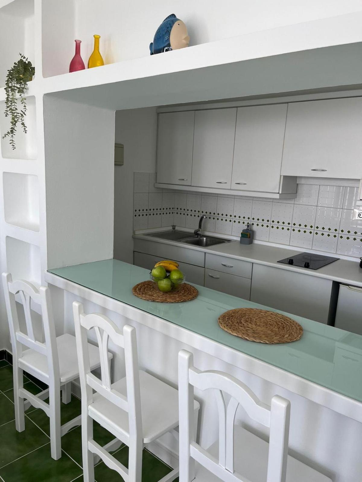 Bungalow Retama Tias Bagian luar foto
