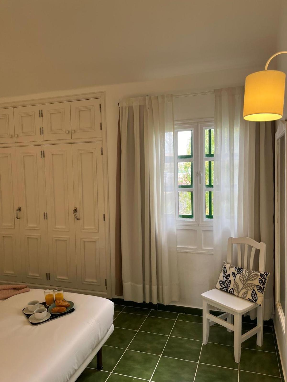 Bungalow Retama Tias Bagian luar foto